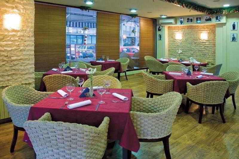 Hotel Tcc Plaza Skopje Restaurant foto