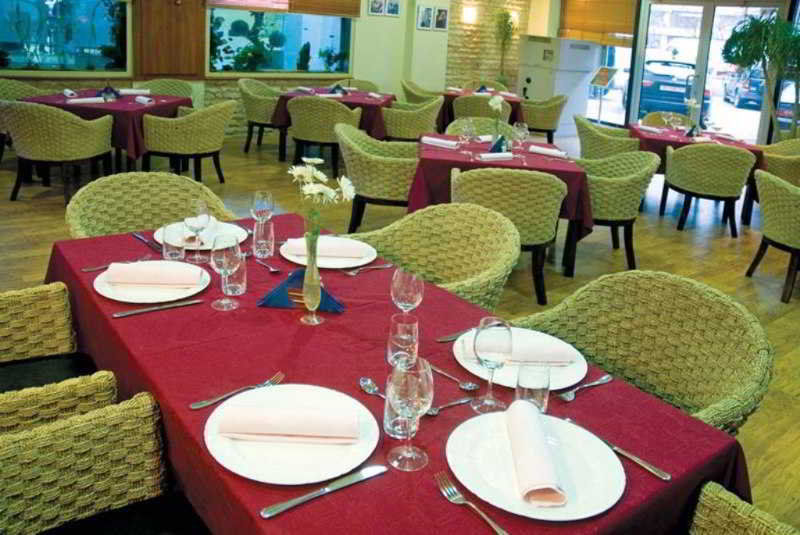 Hotel Tcc Plaza Skopje Restaurant foto